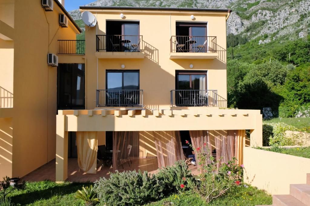 Апартаменты Villa Risan Apartments Рисан-78